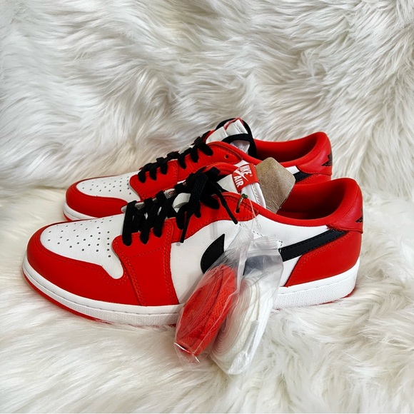 AIR JORDAN Low OG Starfish